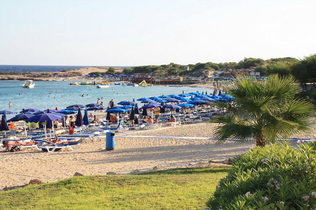  Makronissos beach Ayia Napa 